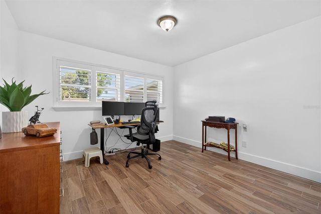 1501 N DAKOTA AVENUE NE, St Petersburg, FL 33703