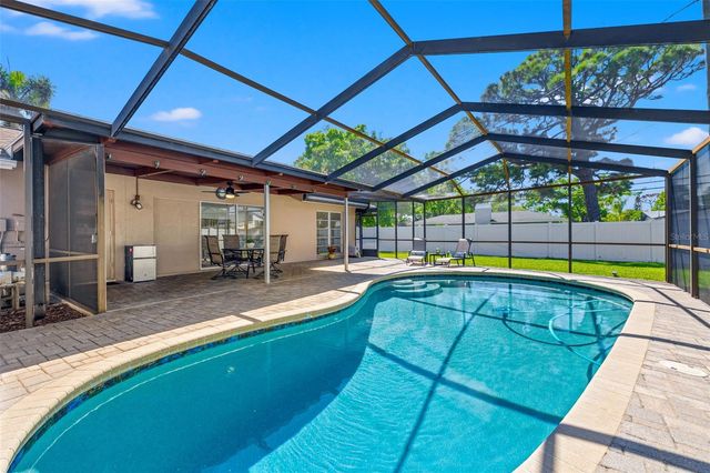 1501 N DAKOTA AVENUE NE, St Petersburg, FL 33703