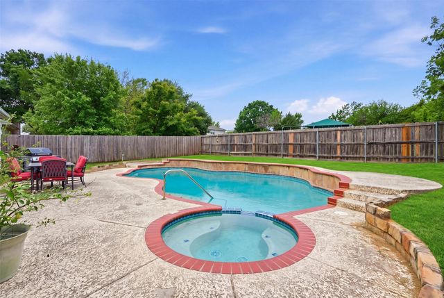 3209 Palos Verdes Drive, Corinth, TX 76210