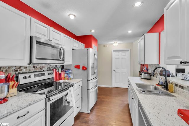 103 Pinebark Lane, Greenwood, SC 29649