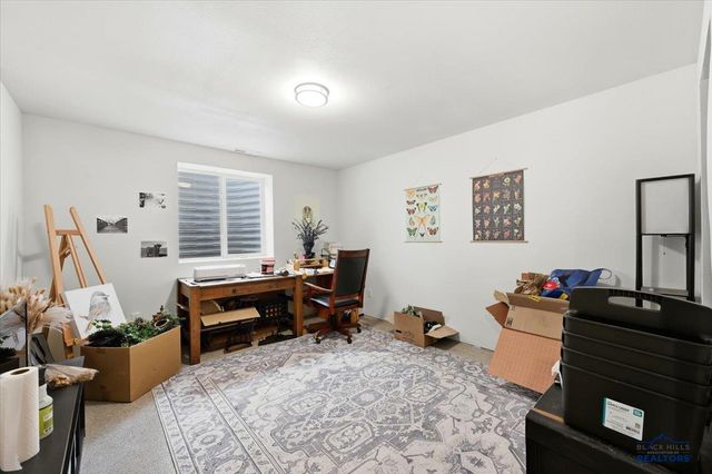 159 SKY RIDGE AVE, Spearfish, SD 57783