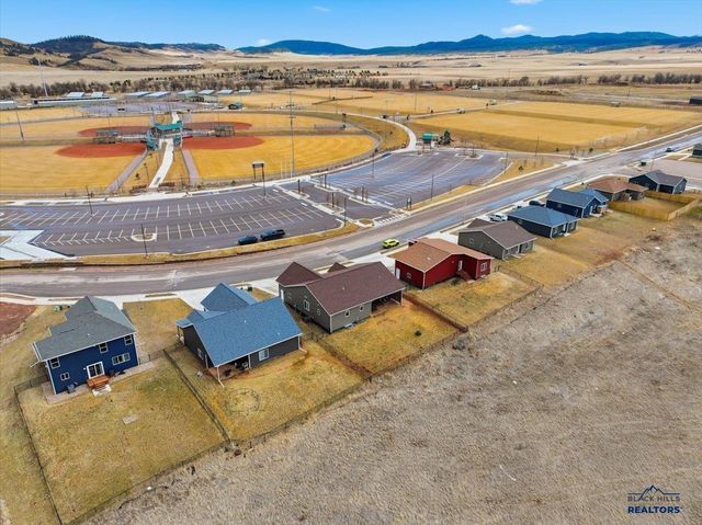 159 SKY RIDGE AVE, Spearfish, SD 57783