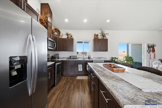 159 SKY RIDGE AVE, Spearfish, SD 57783