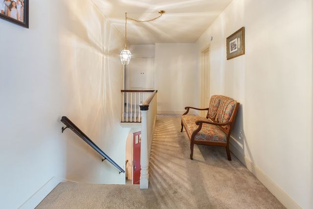 914 E Chamberlin Street, Dixon, IL 61021