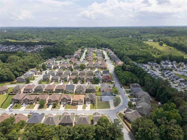 7562 Bowhead Court, Fairburn, GA 30213