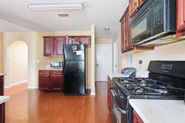 7562 Bowhead Court, Fairburn, GA 30213
