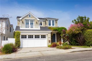 2705 Palm Avenue, Manhattan Beach, CA 90266