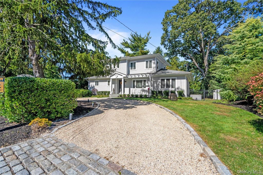 646 The Concourse, Oyster Bay, NY 11771 — photo 2