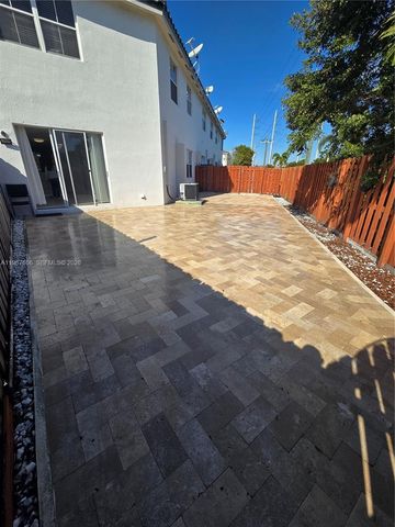 5630 NW 107th Ave 1605, Doral, FL 33178