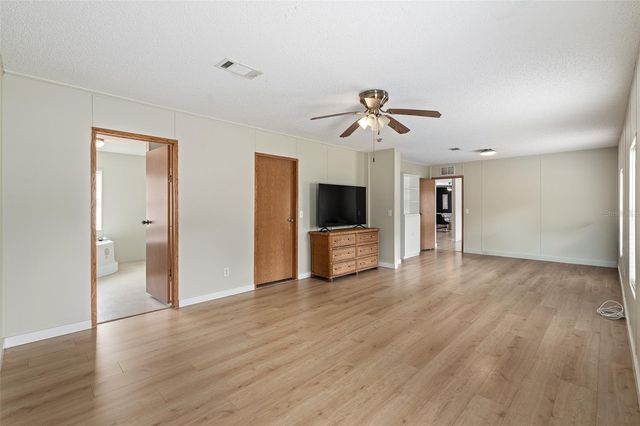 3511 S PALM AVENUE, Palatka, FL 32177