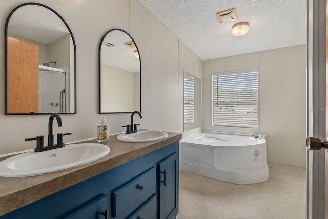 3511 S PALM AVENUE, Palatka, FL 32177