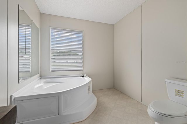 3511 S PALM AVENUE, Palatka, FL 32177