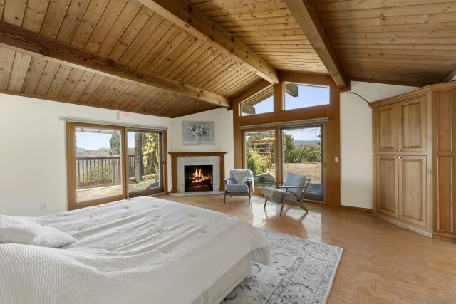 1226 Via Del Cerro, Vista, CA 92084