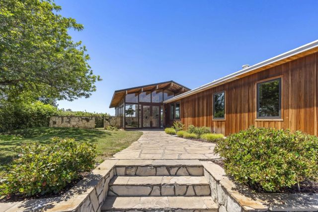 1226 Via Del Cerro, Vista, CA 92084