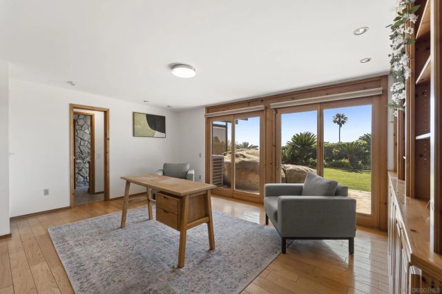 1226 Via Del Cerro, Vista, CA 92084