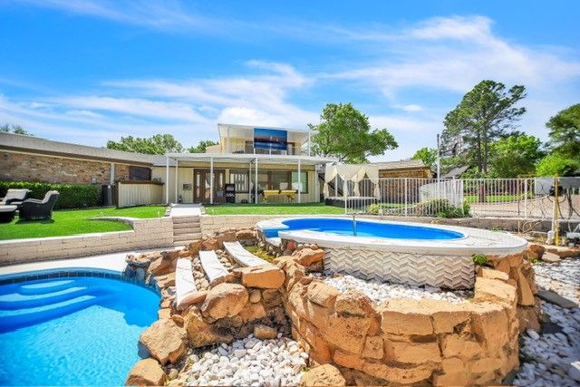 504 Cholla Court, Fort Worth, TX 76112