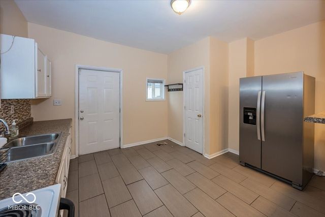 1805 Southeastern Avenue, Indianapolis, IN 46201