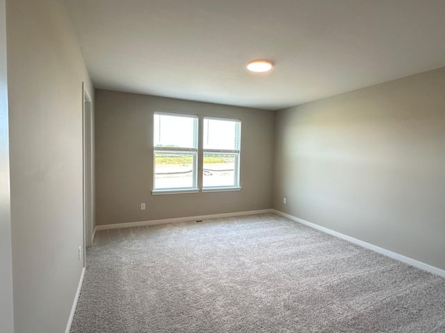 1664 Lund Way, Shakopee, MN 55379