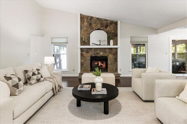 195 Braided Blanket Bluff, Alpharetta, GA 30022