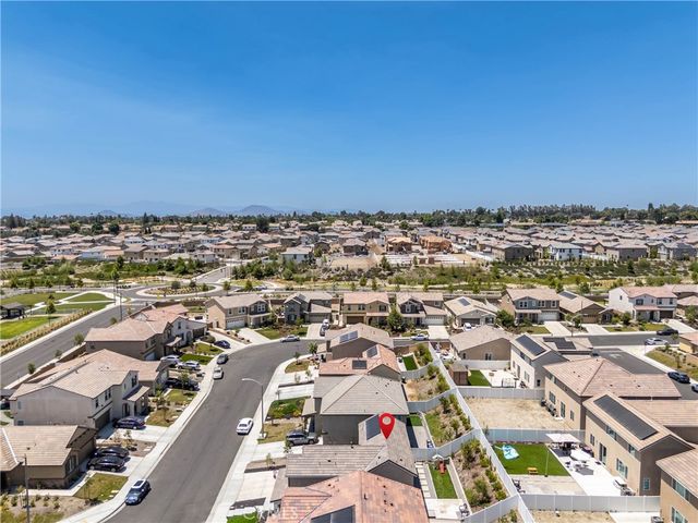 554 Cumberland Road, Rialto, CA 92377