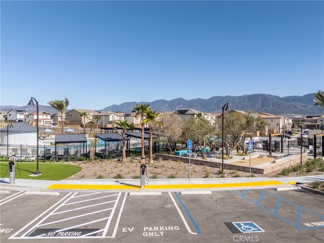 554 Cumberland Road, Rialto, CA 92377