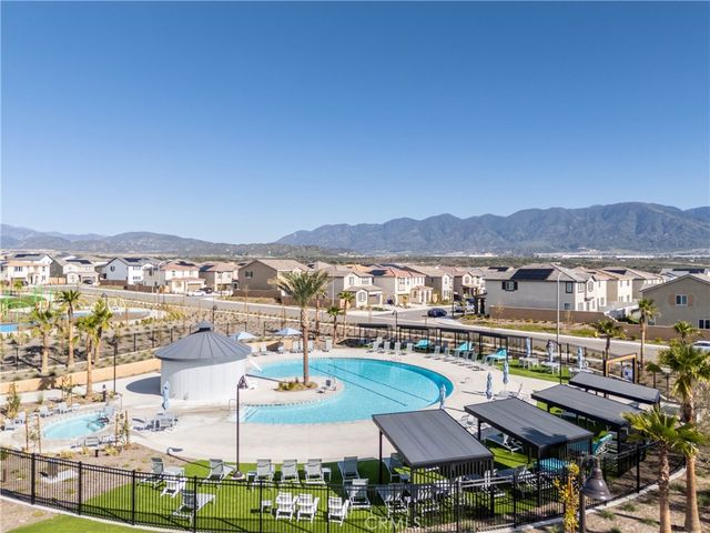 554 Cumberland Road, Rialto, CA 92377