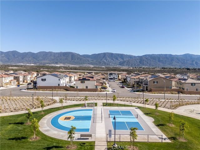 554 Cumberland Road, Rialto, CA 92377