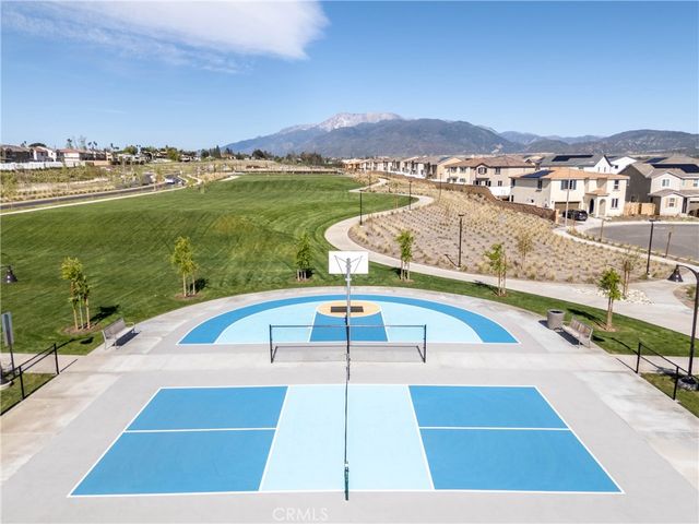 554 Cumberland Road, Rialto, CA 92377