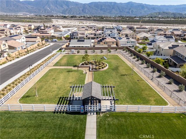 554 Cumberland Road, Rialto, CA 92377