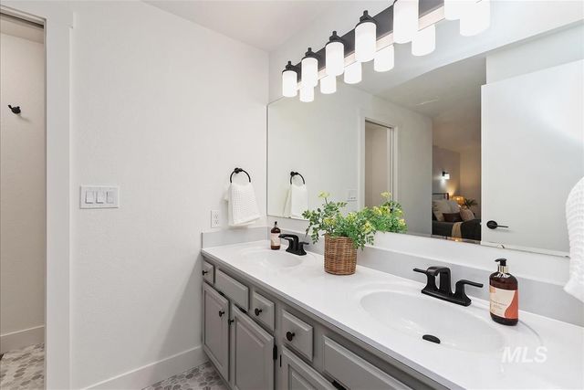 6779 Fairhill Pl, Boise, ID 83714