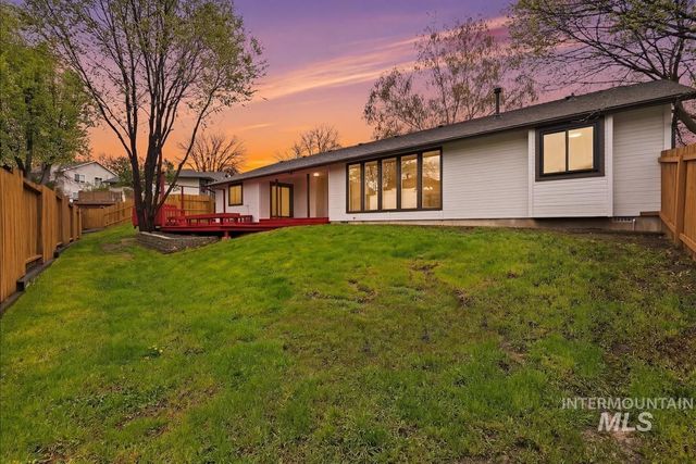 6779 Fairhill Pl, Boise, ID 83714