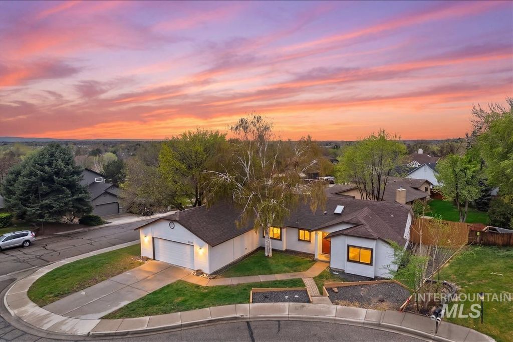 6779 Fairhill Pl, Boise, ID 83714