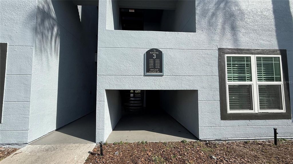 16303 ENCLAVE VILLAGE DRIVE 103, Tampa, FL 33647