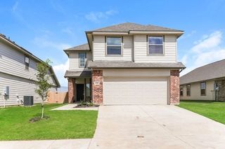 8305 Yaupon Holly Court, Fort Worth, TX 76123