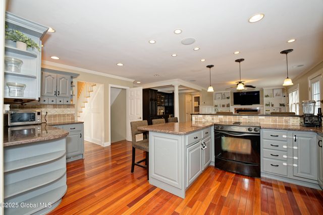 4 Groot Drive, Altamont, NY 12009
