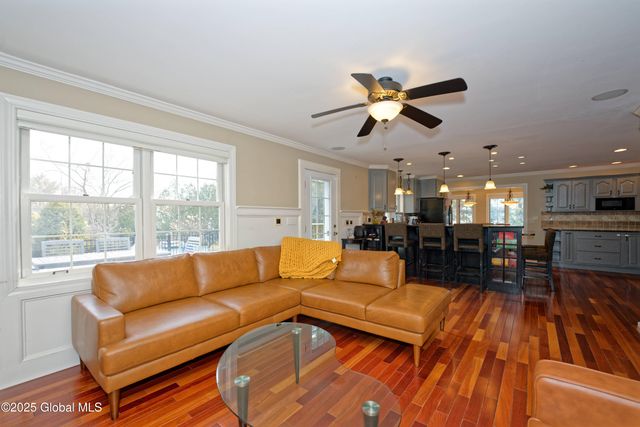 4 Groot Drive, Altamont, NY 12009