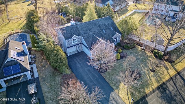 4 Groot Drive, Altamont, NY 12009