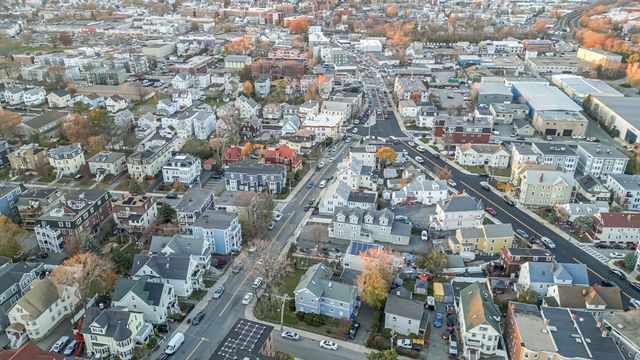 381 Adams St 3, Boston, MA 02122