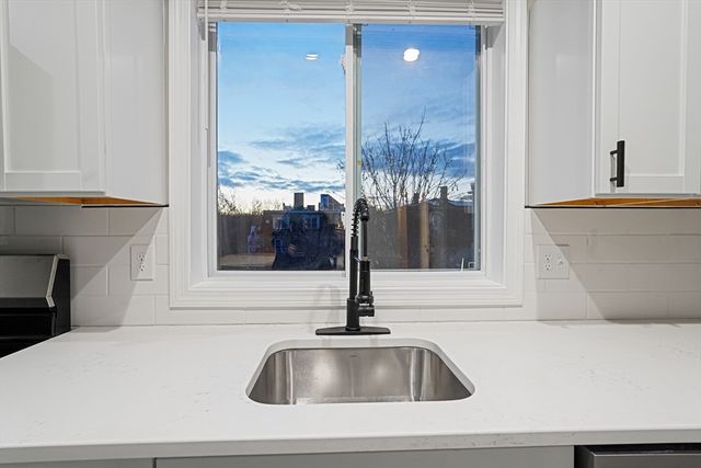 381 Adams St 3, Boston, MA 02122