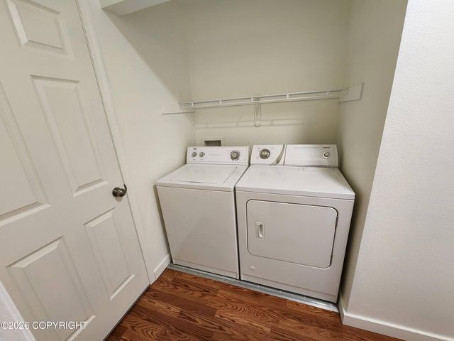 6544 Desiree Loop, Anchorage, AK 99507