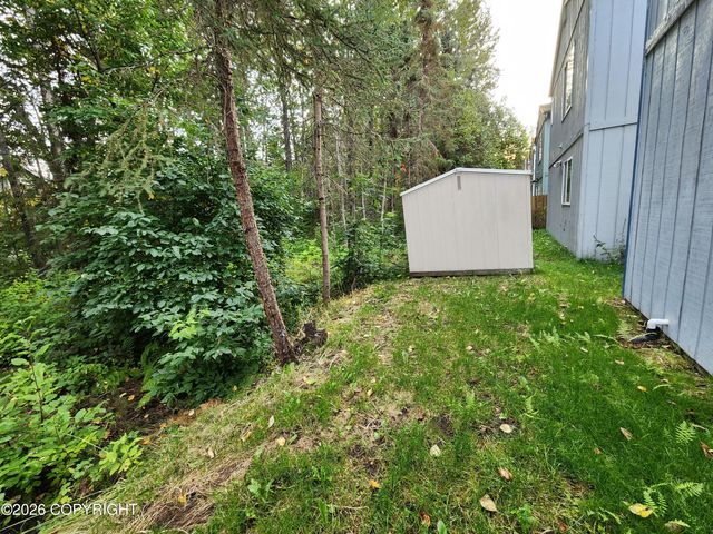 6544 Desiree Loop, Anchorage, AK 99507