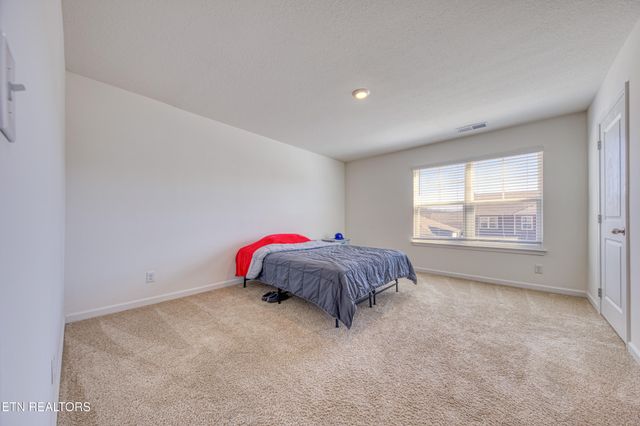 136 Ibis Loop, Oak Ridge, TN 37830