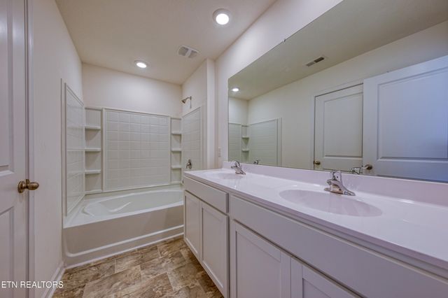 136 Ibis Loop, Oak Ridge, TN 37830