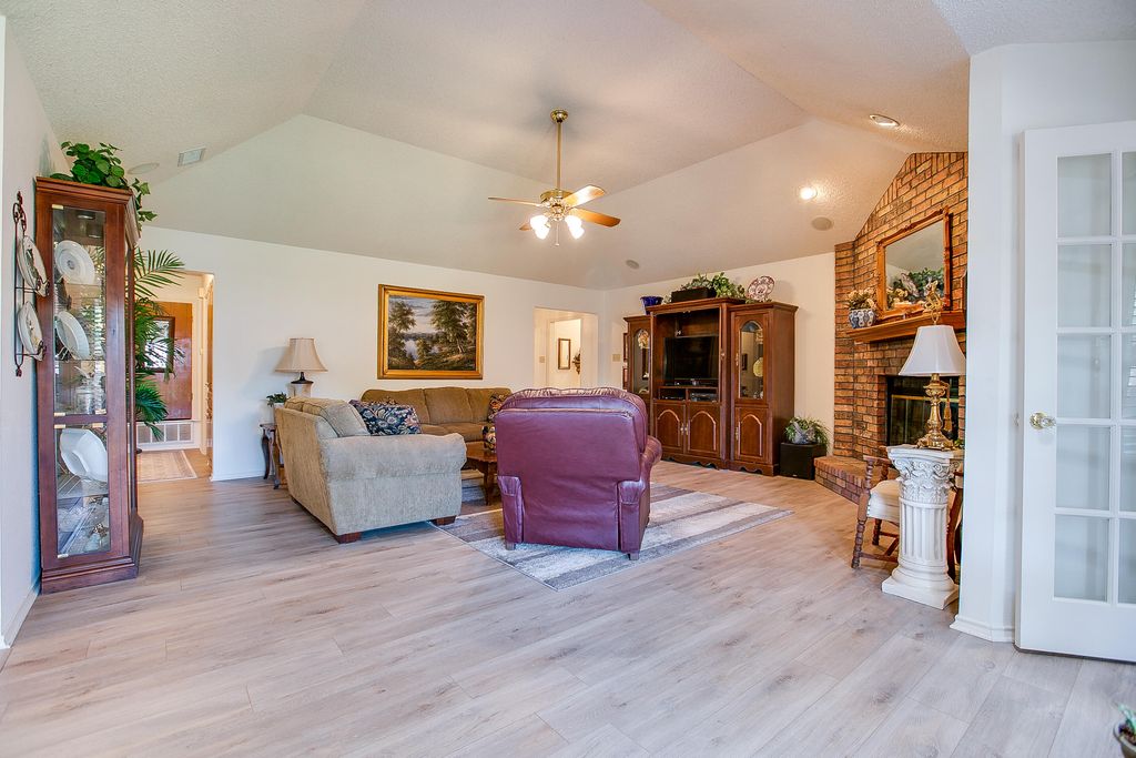 Image 11 of property listing at 3514 Windmill Drive, San Angelo, TX 76904