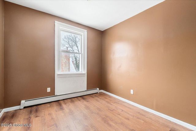 397 Clinton Avenue, Albany, NY 12206