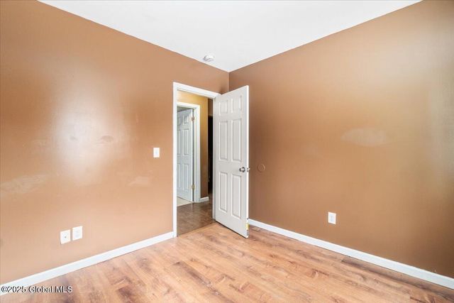 397 Clinton Avenue, Albany, NY 12206