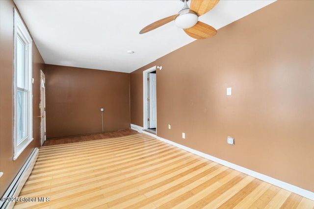 397 Clinton Avenue, Albany, NY 12206