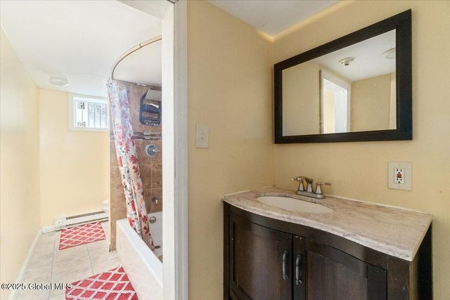 397 Clinton Avenue, Albany, NY 12206