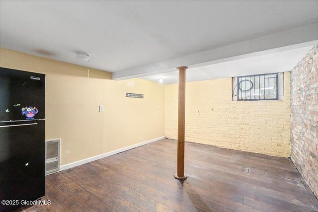 397 Clinton Avenue, Albany, NY 12206