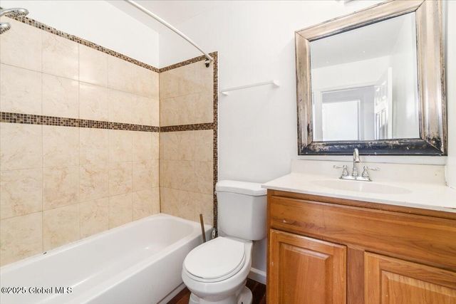 397 Clinton Avenue, Albany, NY 12206